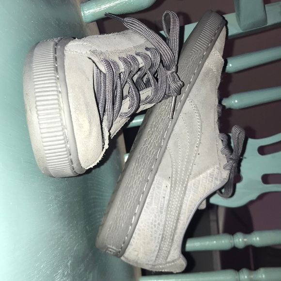 Puma  Sneakers - Picture 1 of 4